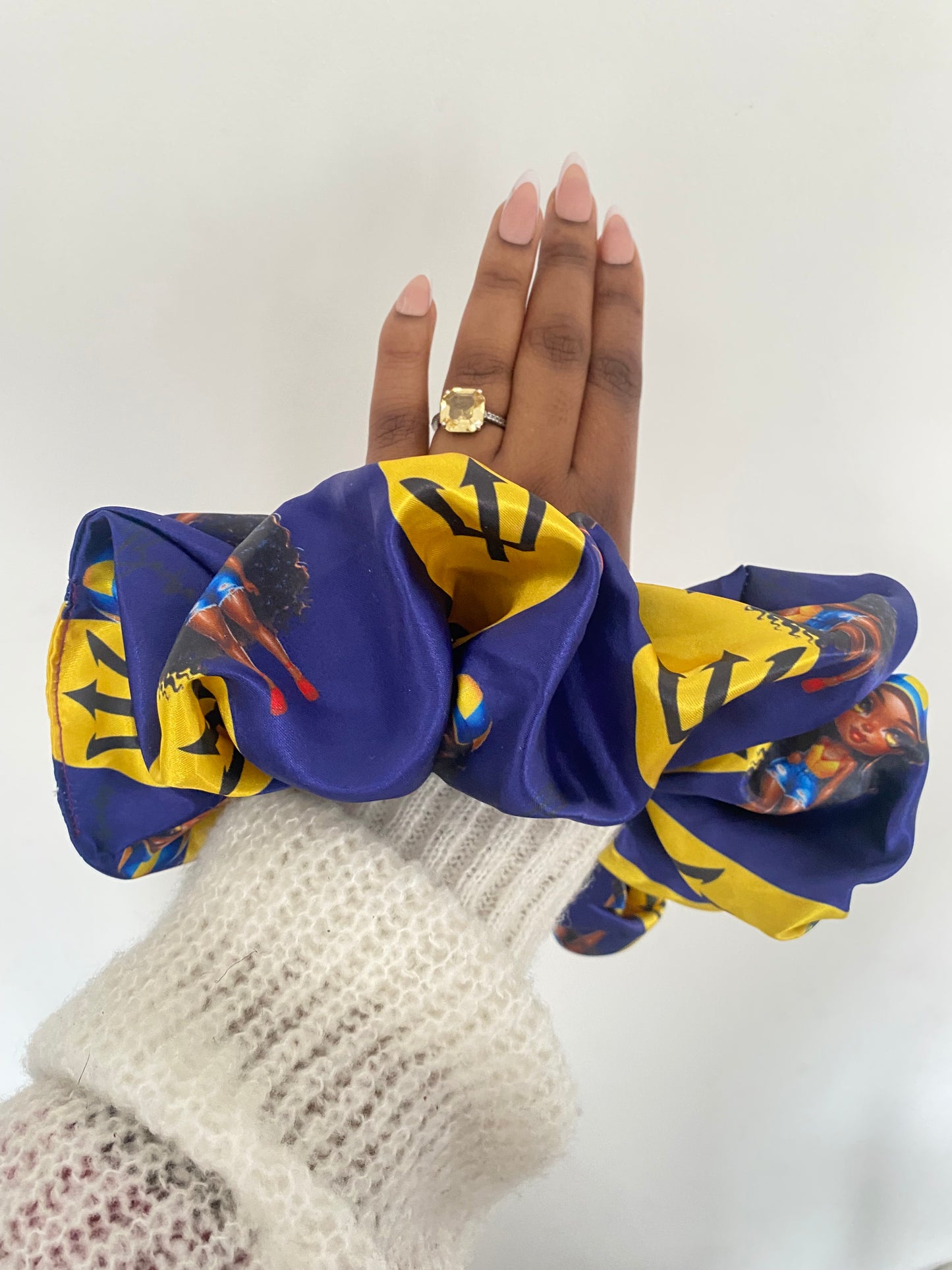 African & Caribbean Satin XL Scrunchies