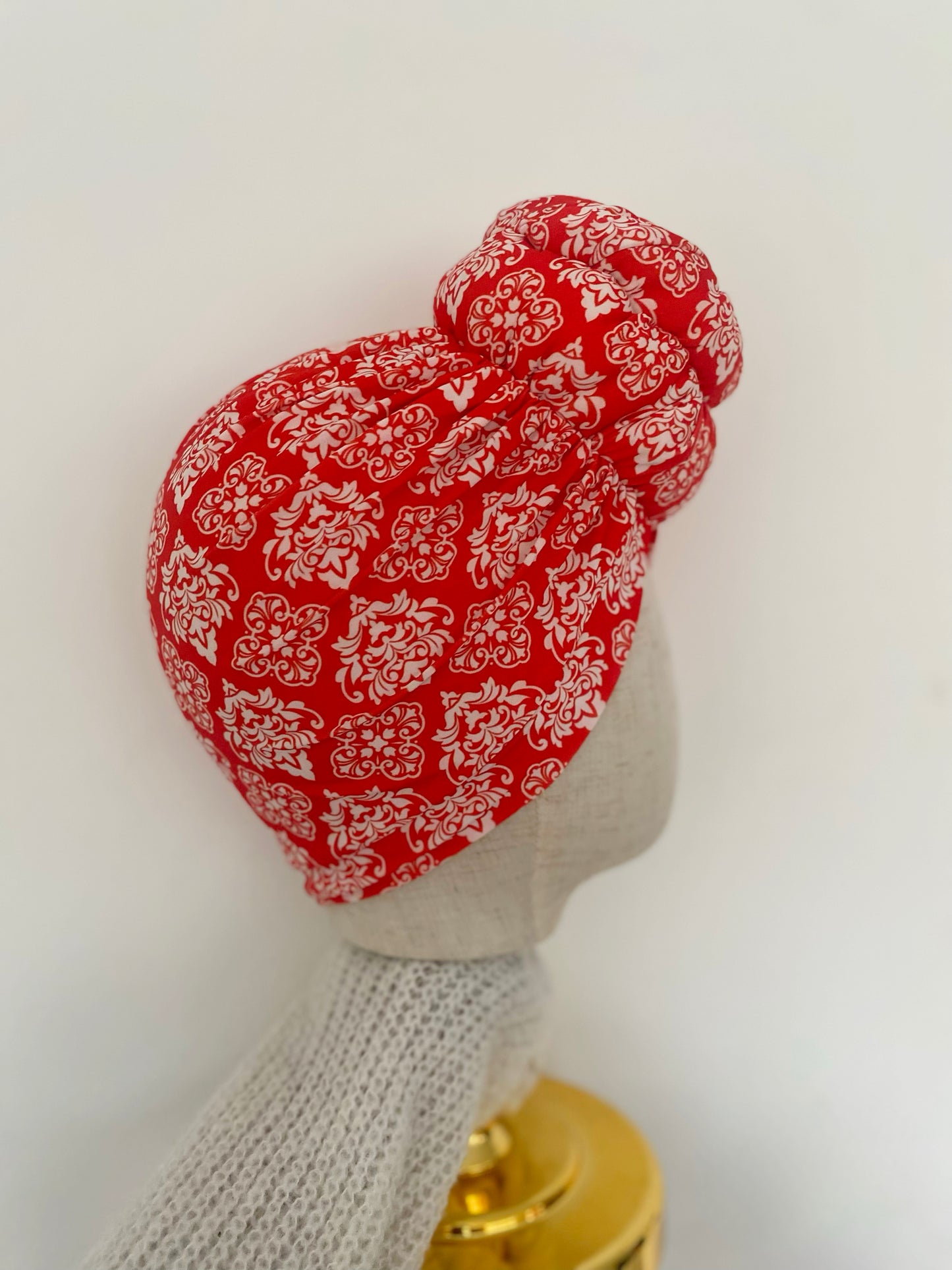 XL Knot Red Damask