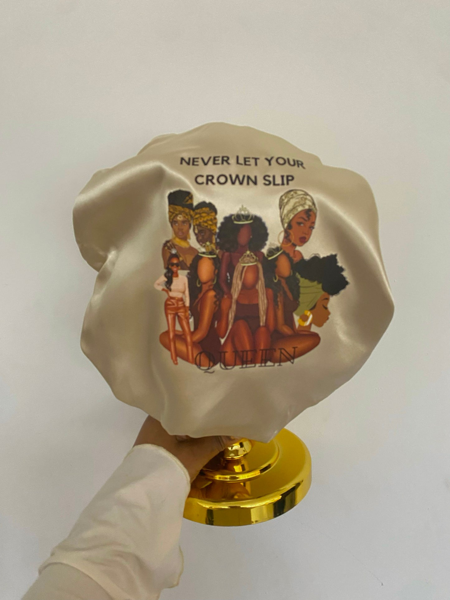 Champagne Queen Bonnet