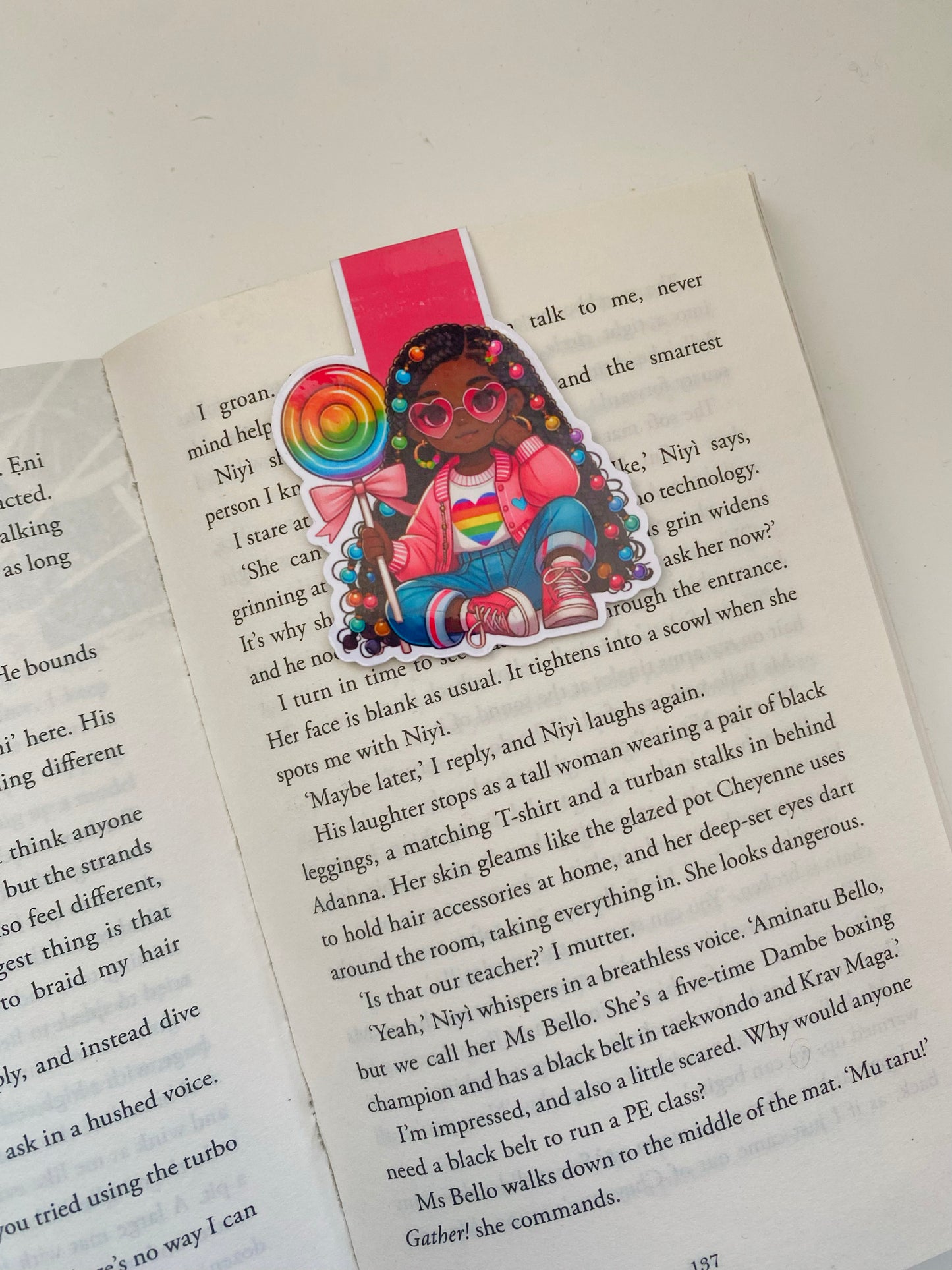 Bookcase Magnetic Bookmarks