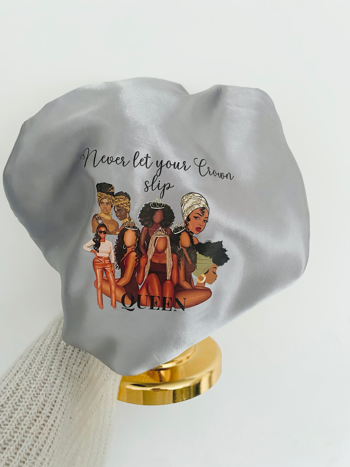 * NEW* Grey Queen Bonnet