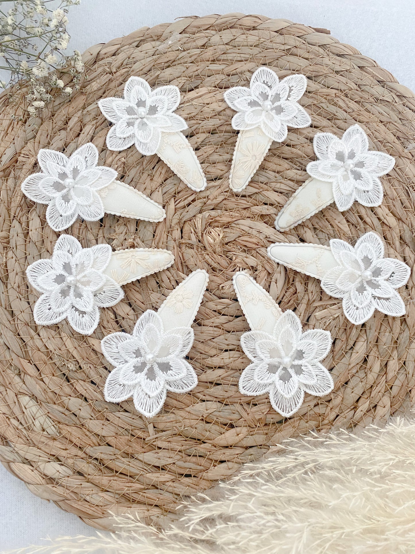 Ivory/White Floral embroidered Flower snap clip