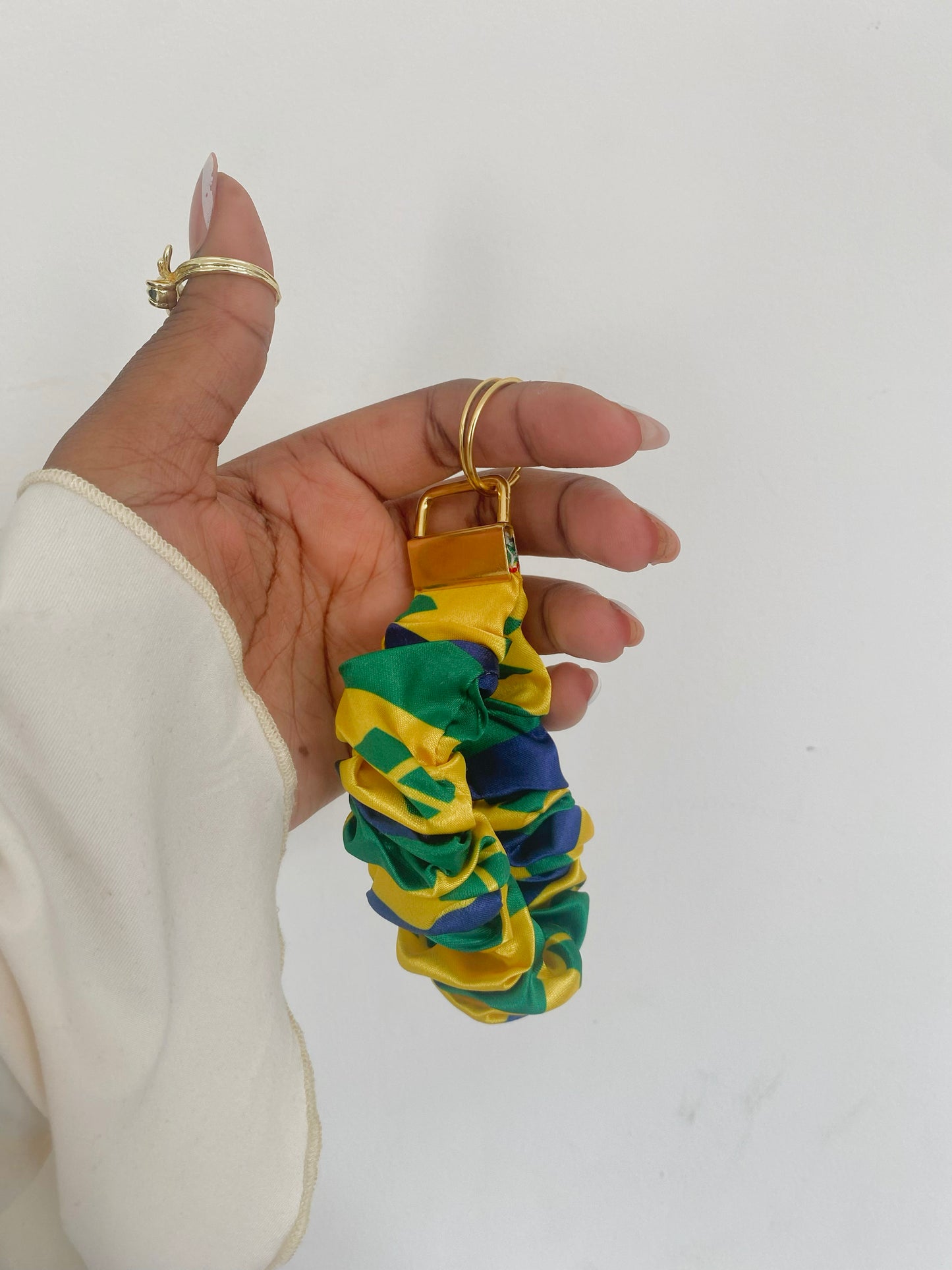 African/ Caribbean Scrunchie Wrislets (Keyring)