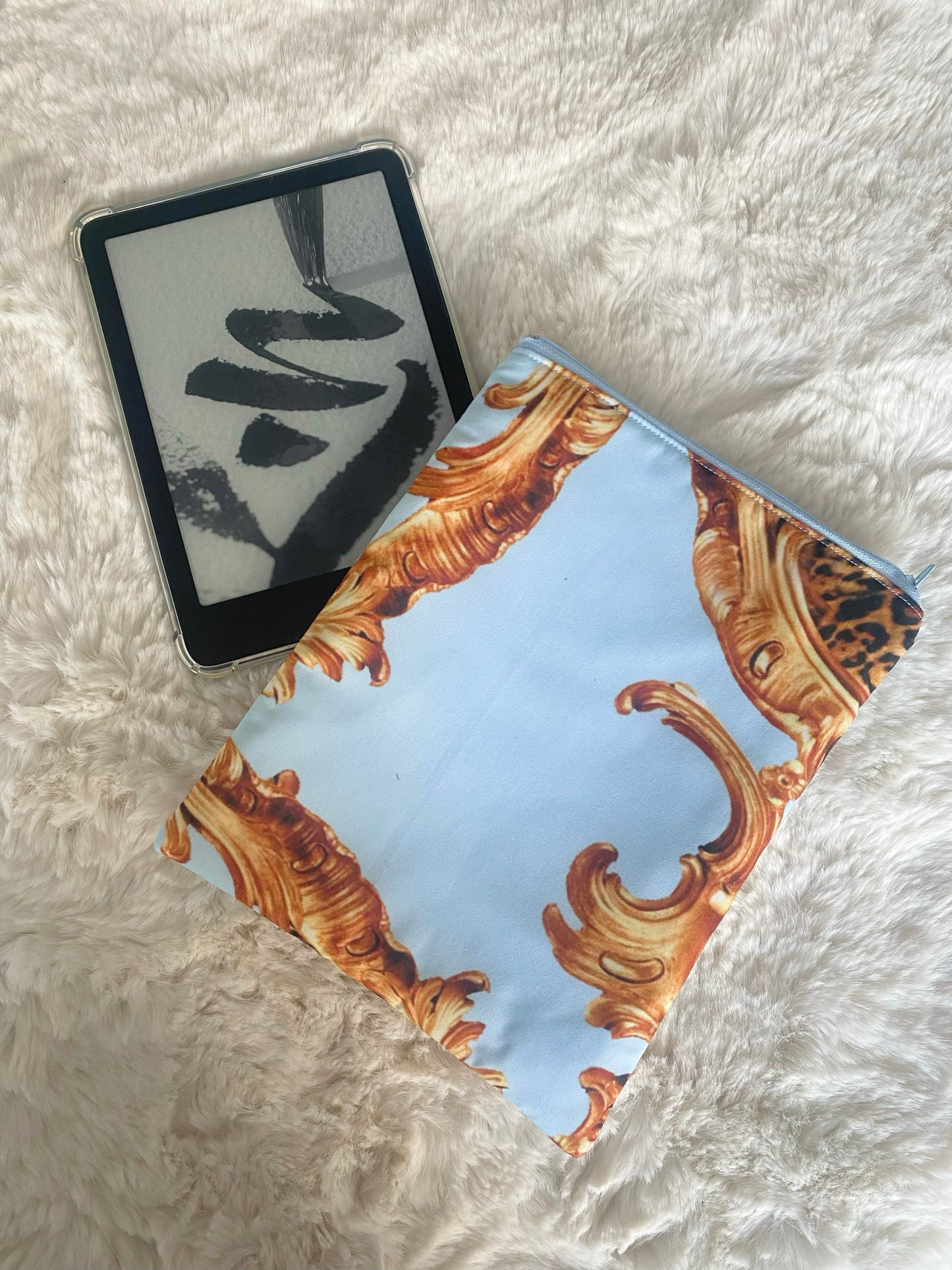 Damask Kindle Sleeves