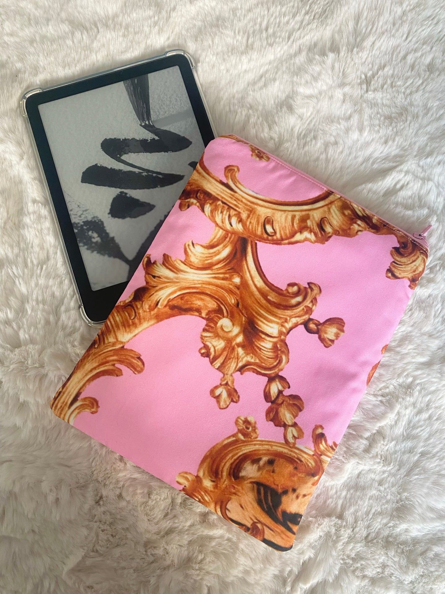 Damask Kindle Sleeves