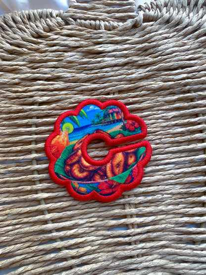 Scallop Embroidered Wine Stem