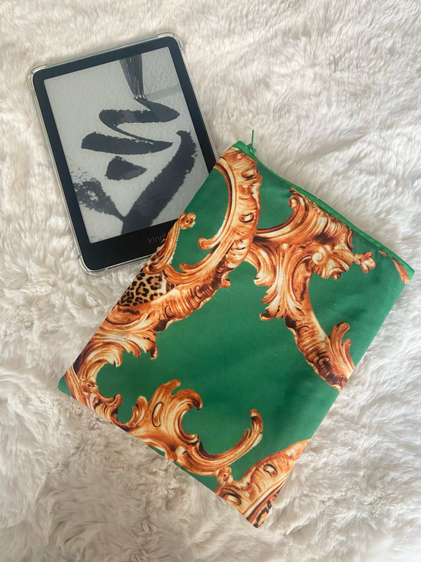 Damask Kindle Sleeves