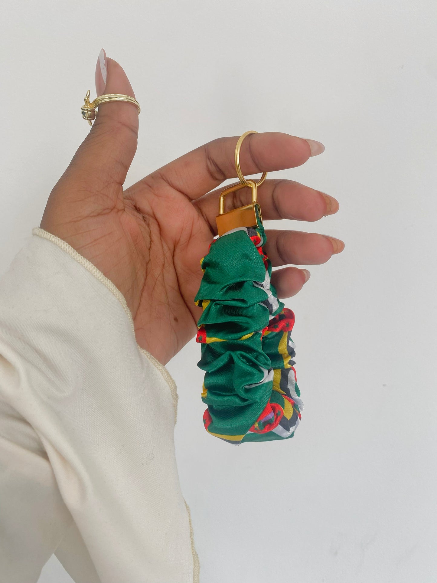 African/ Caribbean Scrunchie Wrislets (Keyring)