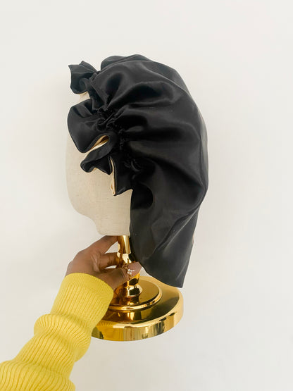 * NEW* Black Queen Bonnet