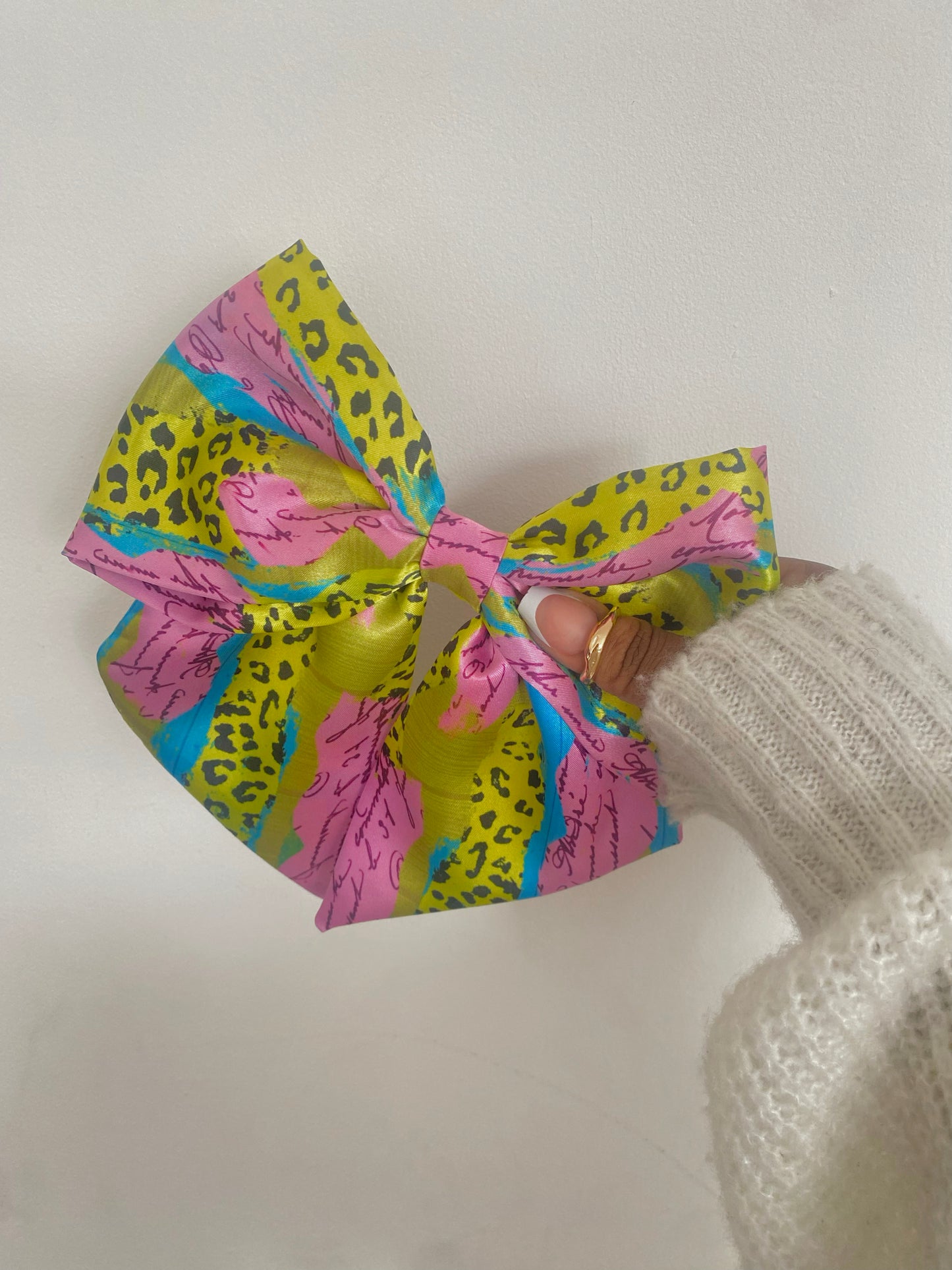 Jaguar Splash Satin Bow Hair Clips