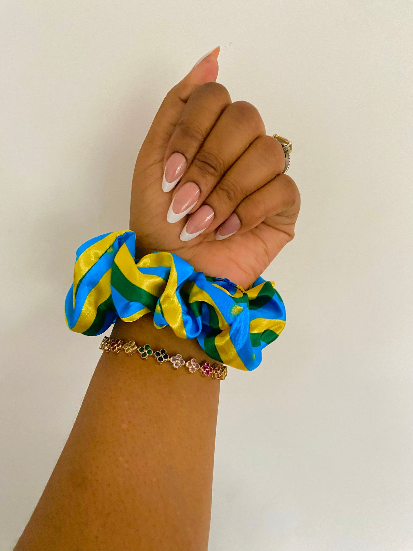 African & Caribbean Regular Satin Scrunchie