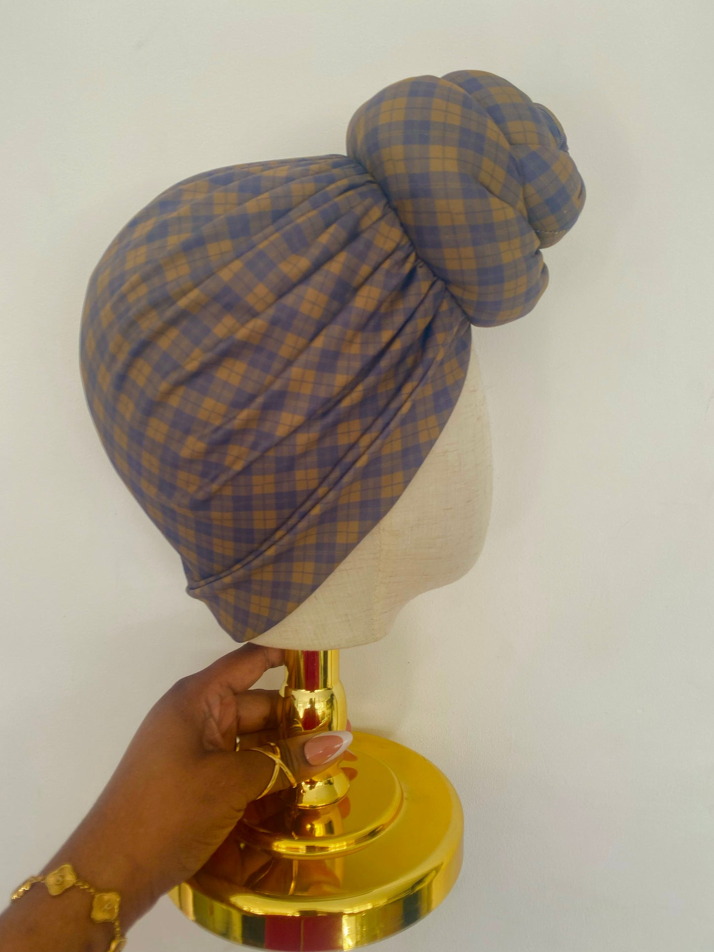 XL Knot Brown Tartan